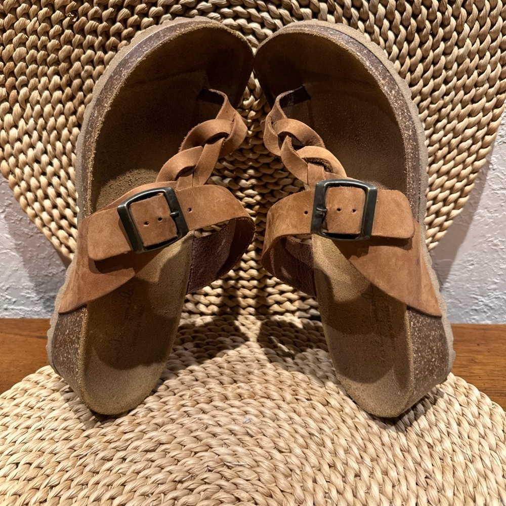 Brown Leather Sandals with Buckle 7.5 - Picture 3 of 7